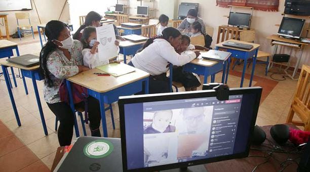 La vacuna contra el covid-19 genera optimismo, pero hay dudas