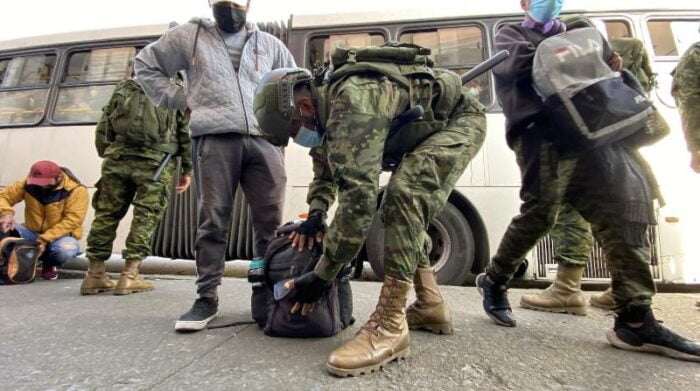 El Ejecutivo afirma que los estados de excepción son insuficientes