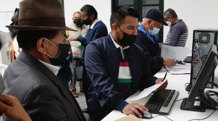 Contribuyentes de Quito reclaman aumento en pagos de impuesto predial