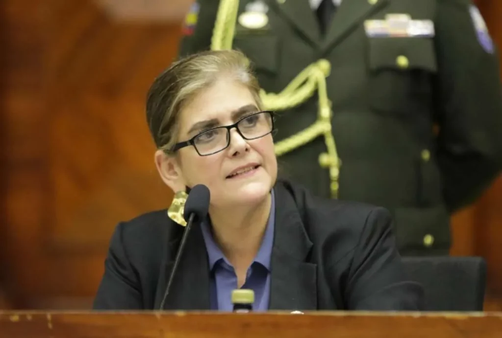 Ministra Palencia agradece el apoyo recibido durante juicio político