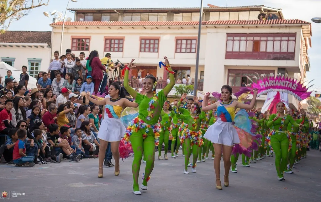 Loja se viste de arte: inicia la novena edición del FIAVL