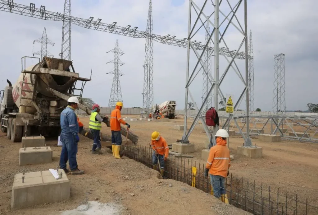 76,45% es el avance del sistema de transmisión de energía La Avanzada