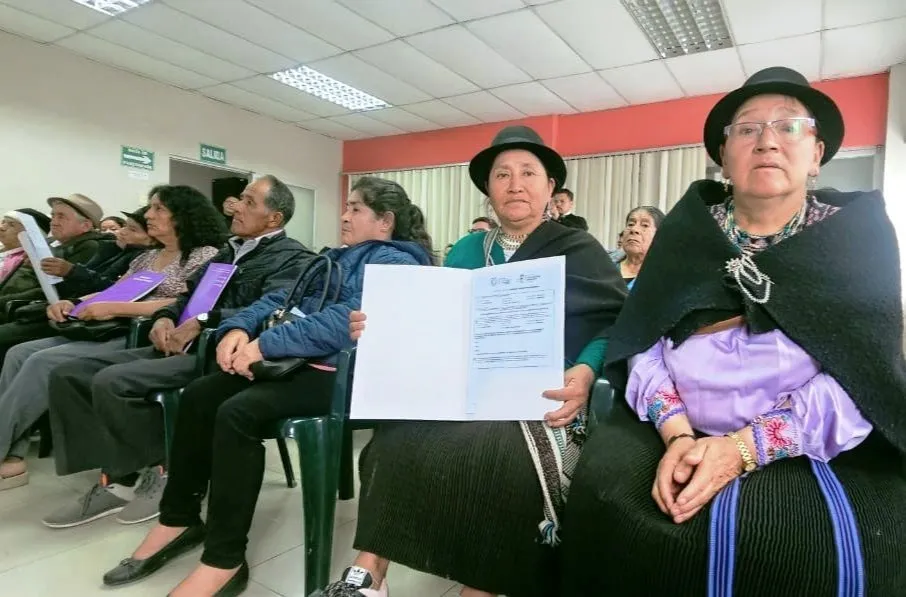 Más de 1.100 productores de Loja obtienen seguridad jurídica sobre sus tierras