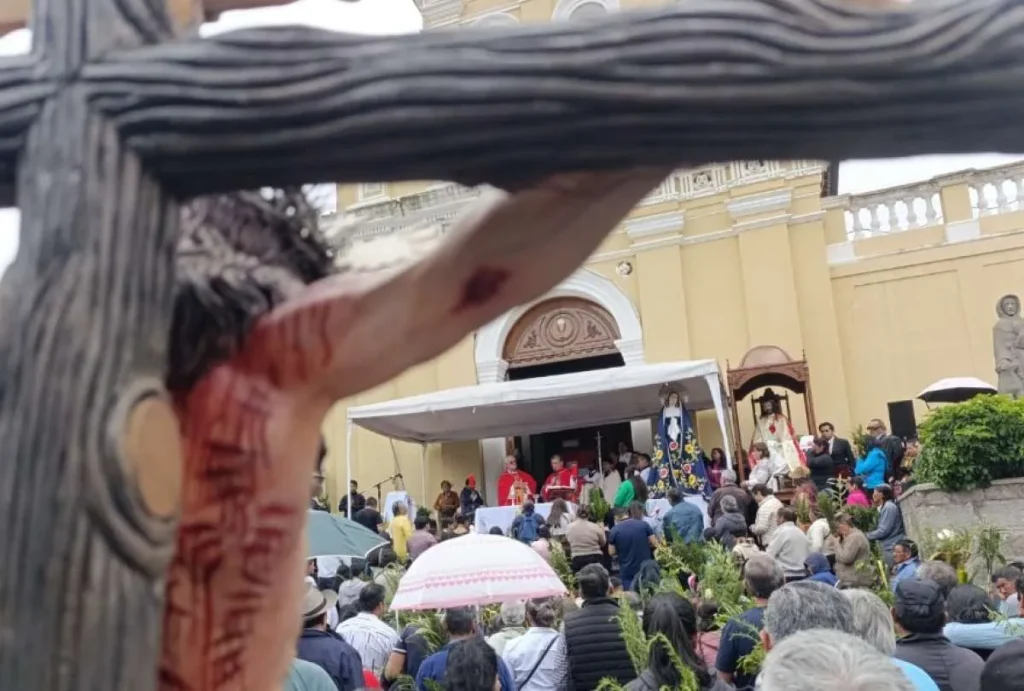 Las votaciones coincidieron con el Domingo de Ramos