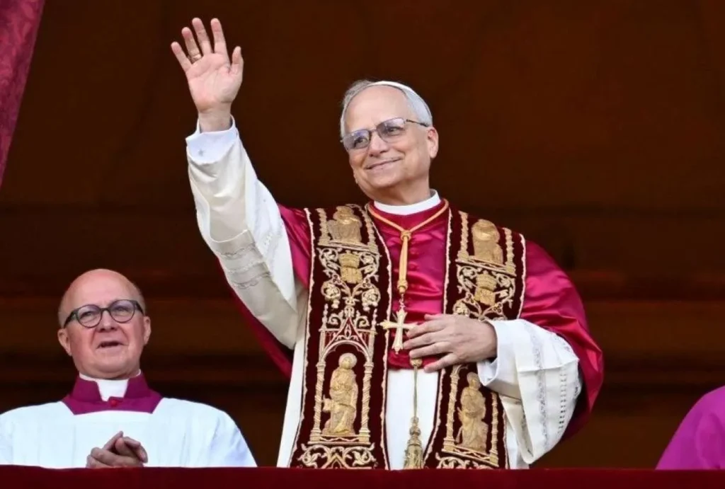 Testimonio: El ecuatoriano que estrechó la mano al nuevo Papa León XIV