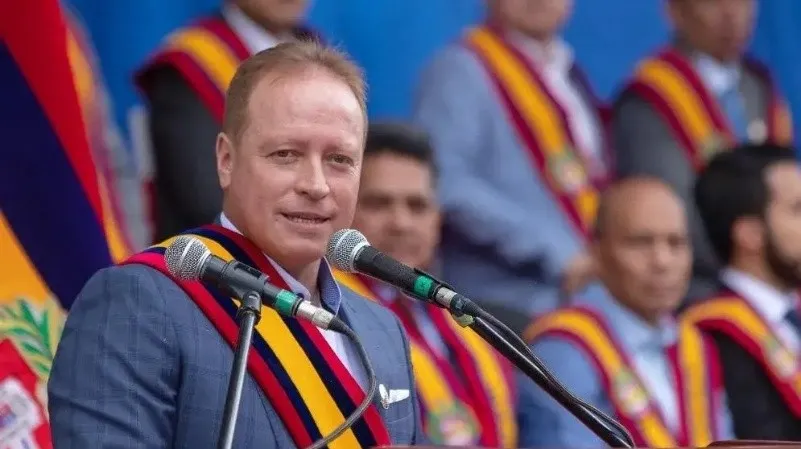 Comisión aprueba informe para trámite de remoción del alcalde