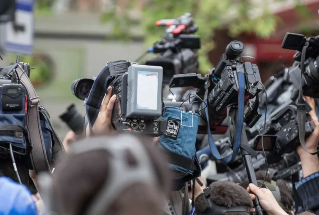 Consejo de Comunicación denuncia caso de agresión a una periodista por parte del alcalde de Guayaquil