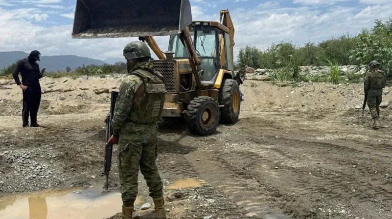Operativo militar frena minería ilegal en Macará