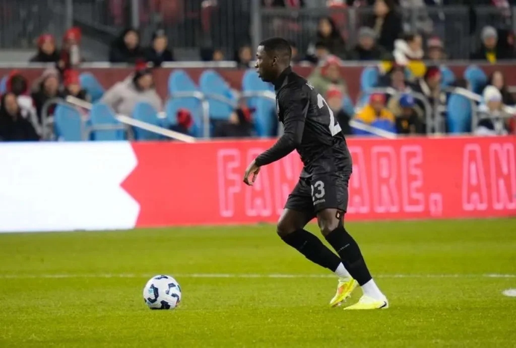 Ecuador empata 0-0 con Canadá y preocupa su ofensiva