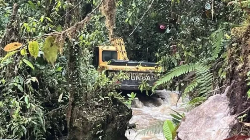 Minería ilegal amenaza Parque Nacional Podocarpus y Loja