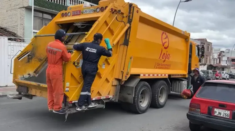 Recolección de basura en Loja con retrasos bqnoticias Loja