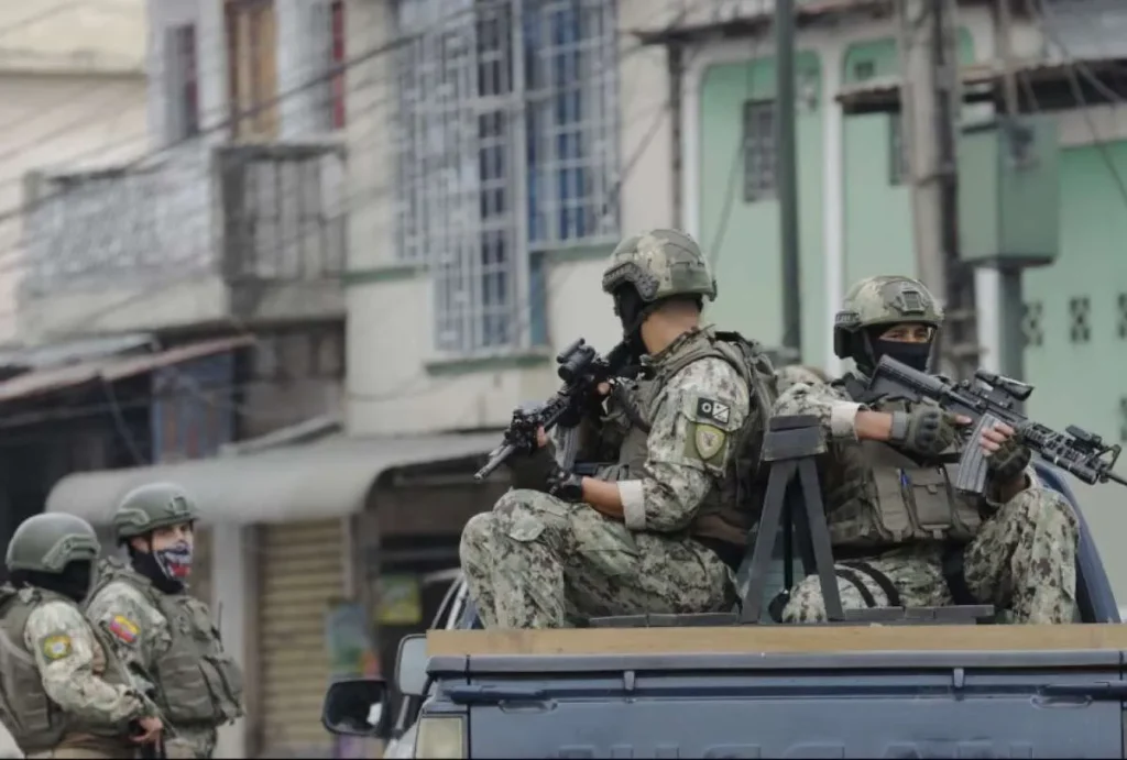 toque de queda Ecuador