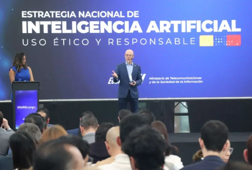 Ecuador presenta estrategia nacional de inteligencia artificial