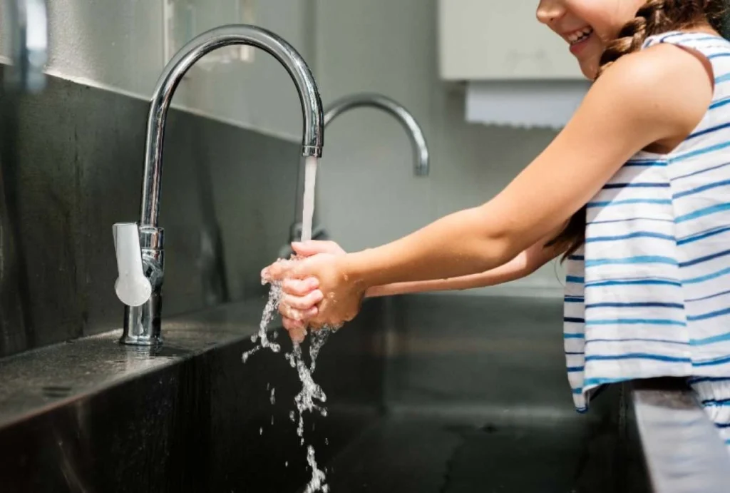 Consumo de agua en Ecuador y acceso desigual