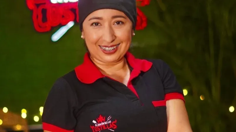 Emprendedora lleva la gastronomía lojana a Santo Domingo Emprendedora lleva la gastronomía lojana a Santo Domingo