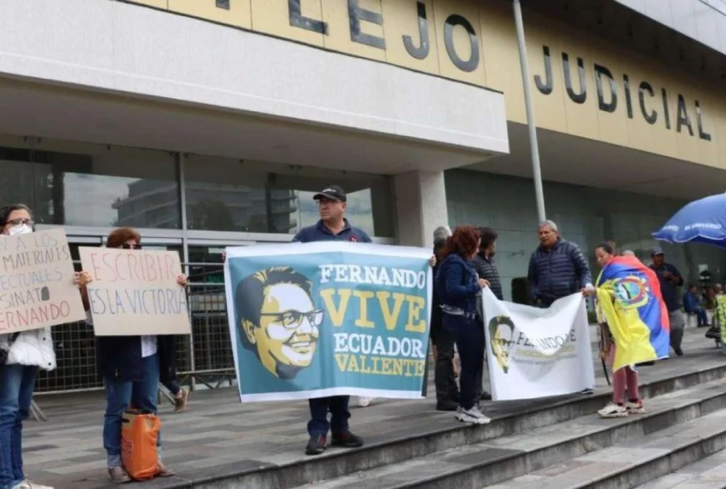 Destituyen jueza del caso Fernando Villavicencio Destituyen jueza del caso Fernando Villavicencio