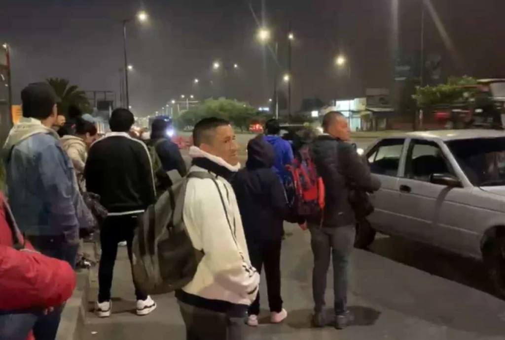 Quito sin buses en madrugada por reducción horarios