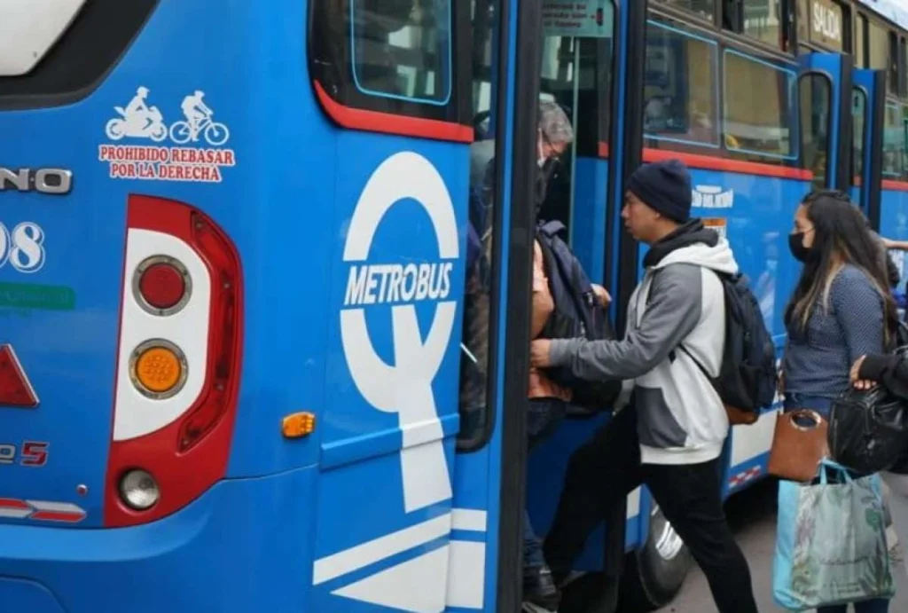 Buses en Quito operan de 8:00 a 19:00 desde mayo