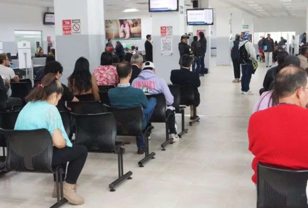 Fallas en sistema ANT afectan trámites en Ecuador