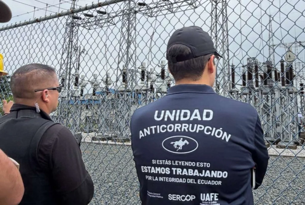 CNEL ejecuta obra eléctrica en Guayas