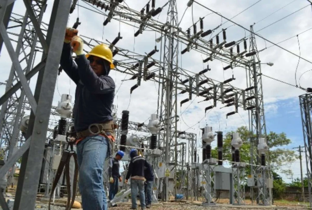 Cortes de luz programados en Ecuador por mantenimiento Cortes de luz programados en Ecuador por mantenimiento