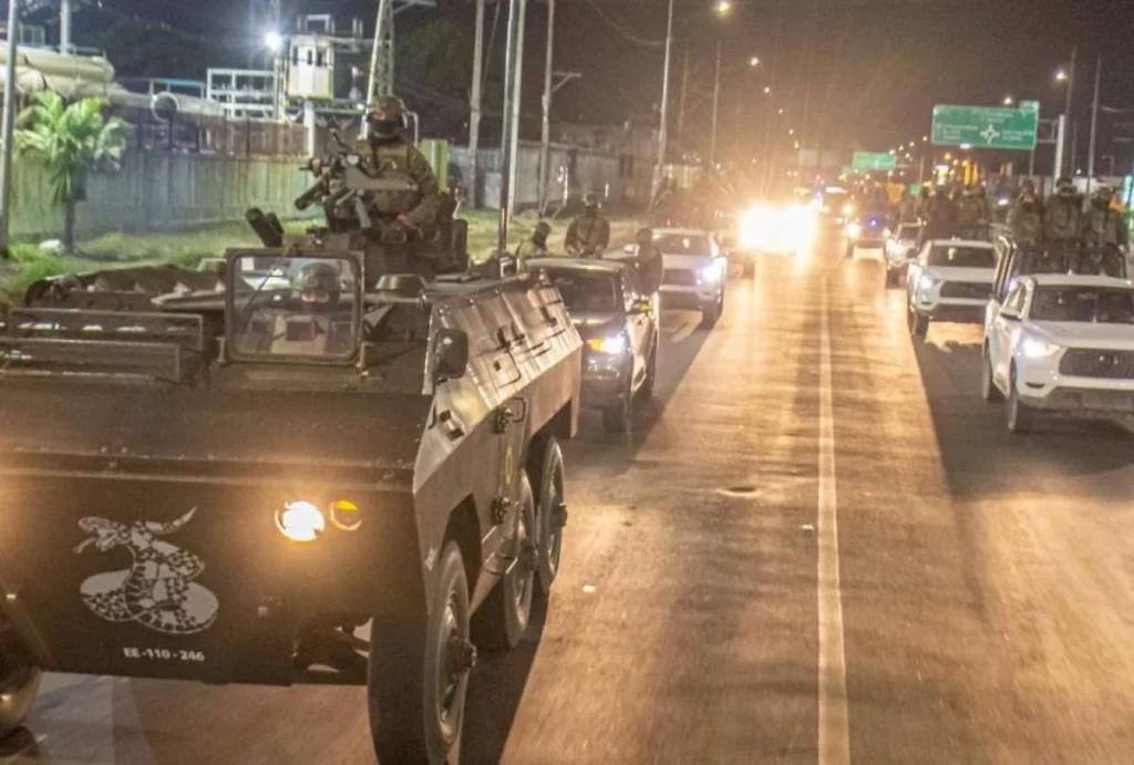 Toque de queda Ecuador inicia con operativo militar