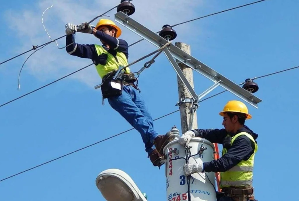 Gobierno crea compensación eléctrica de hasta 180 kWh Gobierno crea compensación eléctrica de hasta 180 kWh