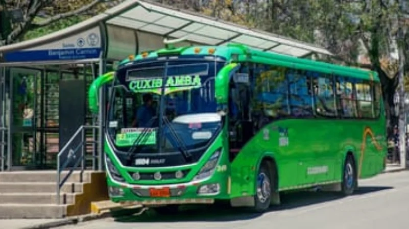 Loja se queda sin transporte urbano indefinidamente Loja se queda sin transporte urbano indefinidamente
