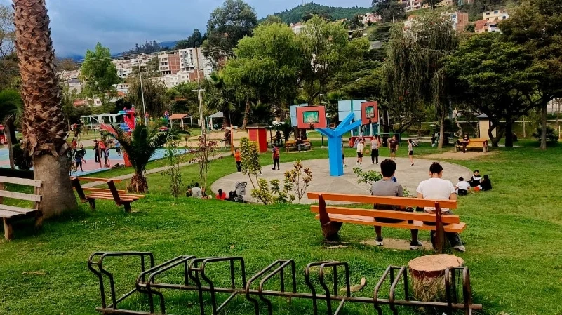 Loja vivió un feriado lleno en parques y senderos Loja vivió un feriado lleno en parques y senderos