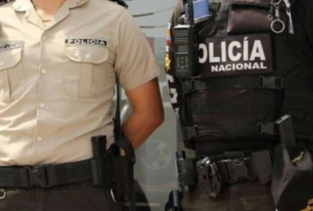 Hasta 7 años de cárcel por usar uniformes falsos Hasta 7 años de cárcel por usar uniformes falsos