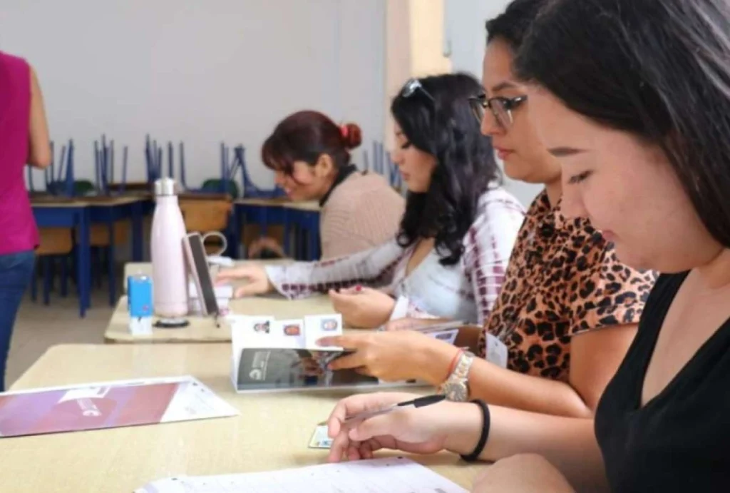 CNE paga compensación a miembros de juntas electorales