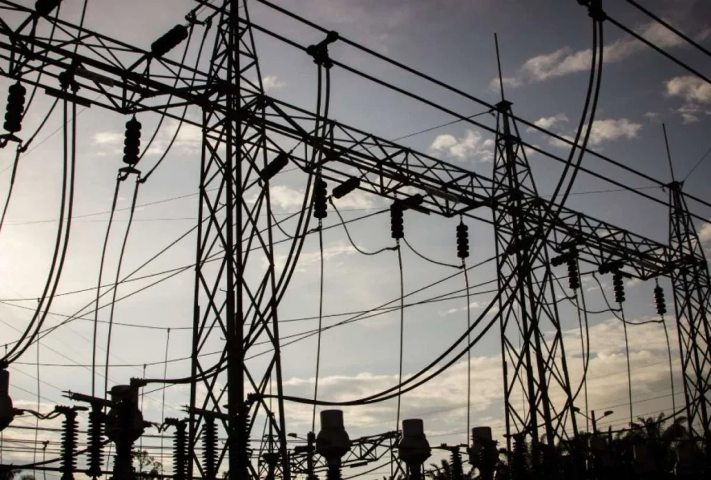Ecuador proyecta para 2029 nueva interconexión eléctrica con Perú por USD 277,7 millones
