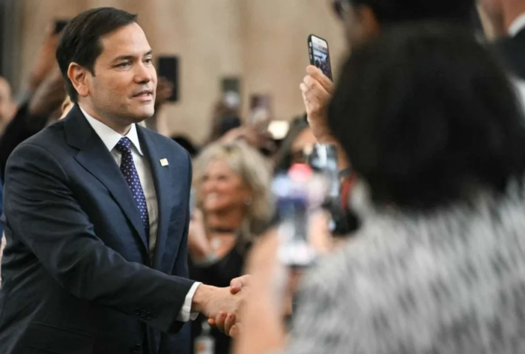 Marco Rubio se reúne con el presidente de Colombia Marco Rubio se reúne con el presidente de Colombia